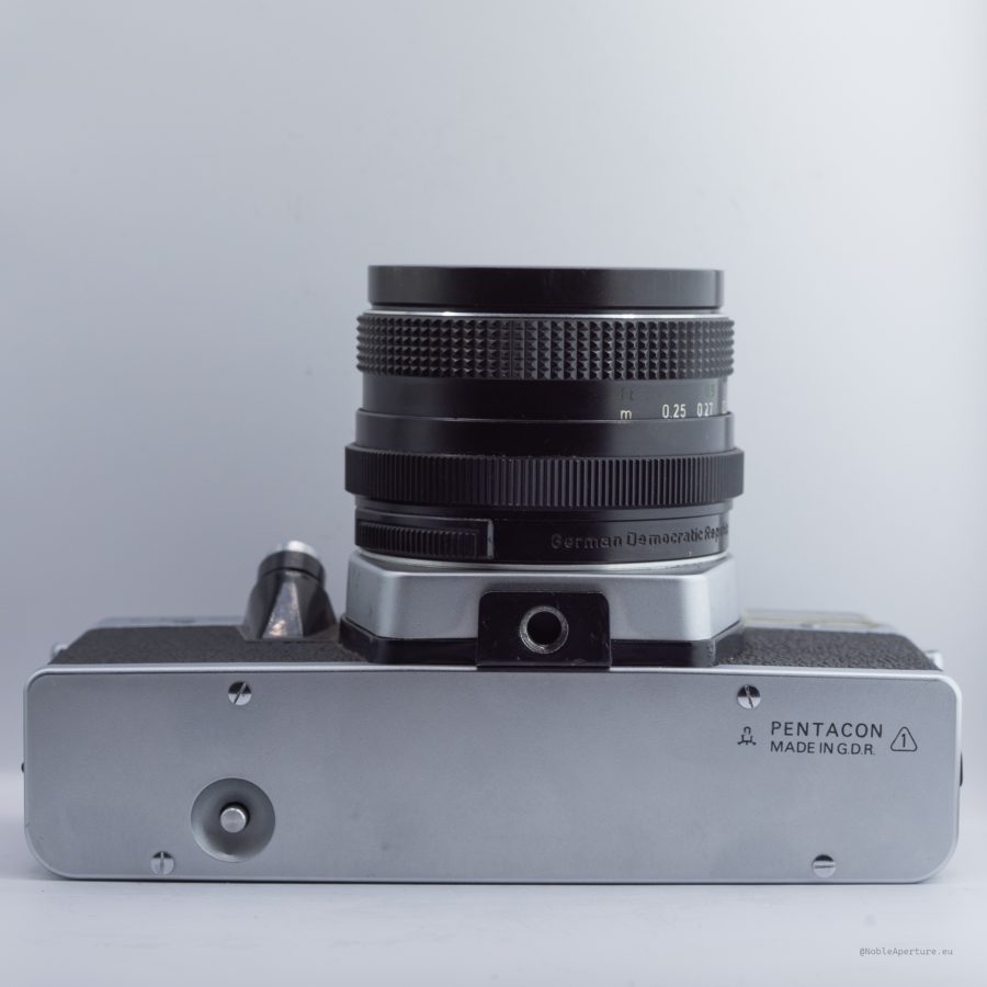 Praktica LB 2 z obiektywem Pentacon electric 29mm f/2.8 MC